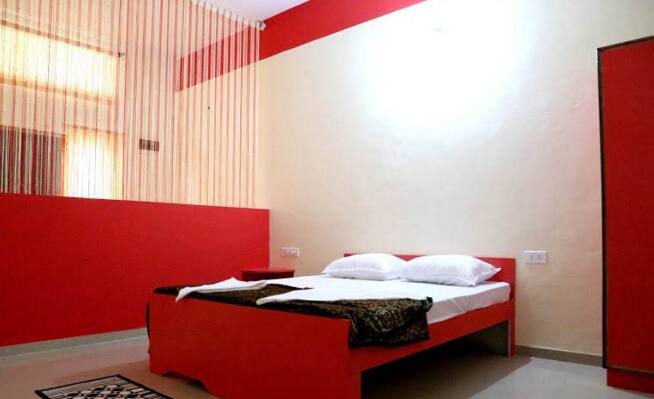 Dhanvi Comfort, Chikmaglur 4